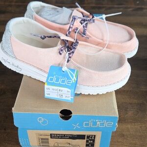 Hey Dude Size 2 Kids NEW Rose Glitter Slip-On Moccasins